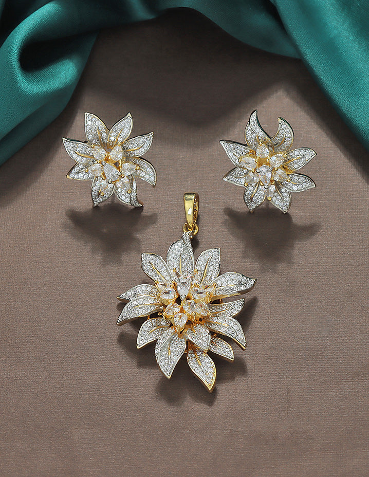 Designer Zirconia Floral Pendant Set