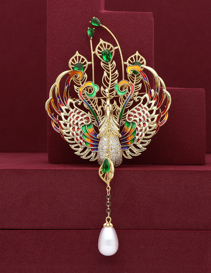 Zirconia Gold Polish Saree Pin