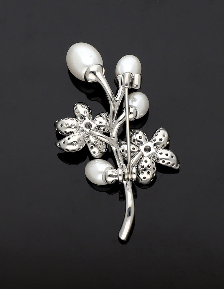 Zirconia Rhodhium Polish Saree Pin