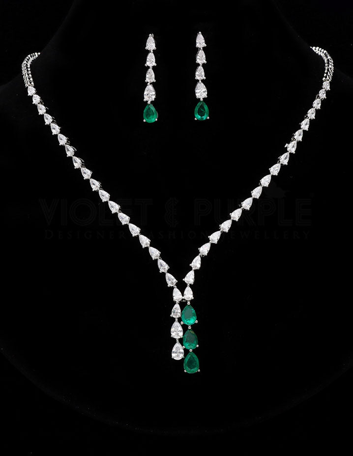 Stylish Zircon Necklace Set