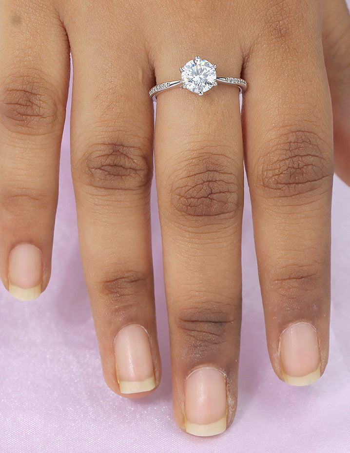 Designer Zirconia Starlight Solitaire Finger Ring