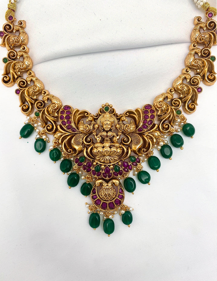Antique Kempu Lakshmi Devi Pattern Necklace Set
