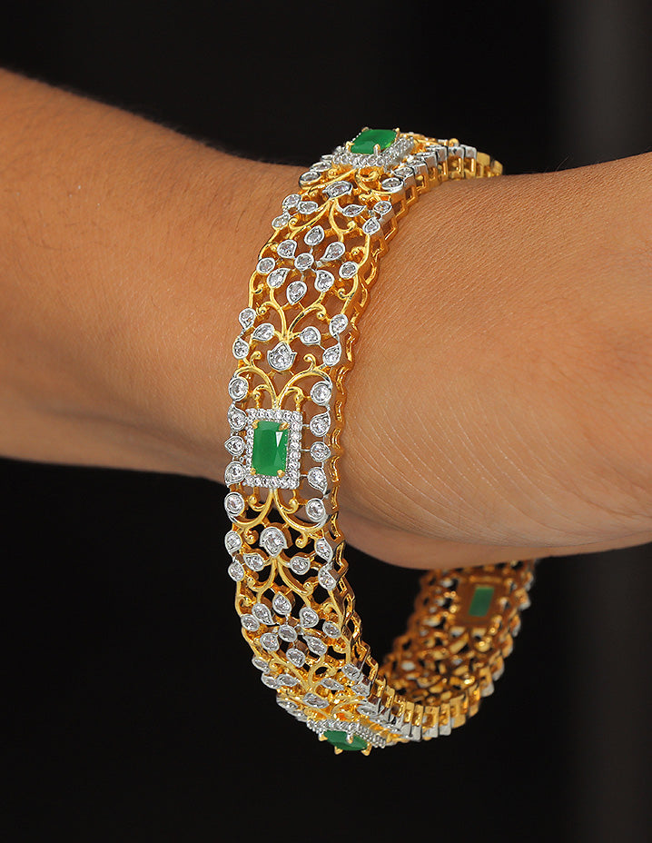 Designer Zirconia GJ Floral Emerald Bangle