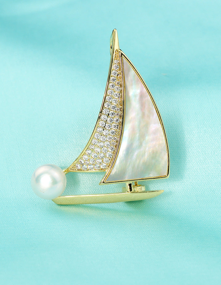 Designer Gold Polish Zirconia Brooch