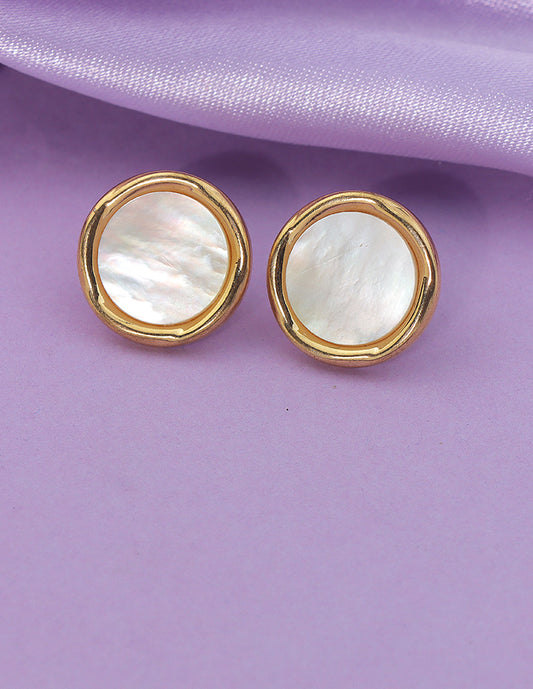 Designer Pearl Glow Round Stud Earrings