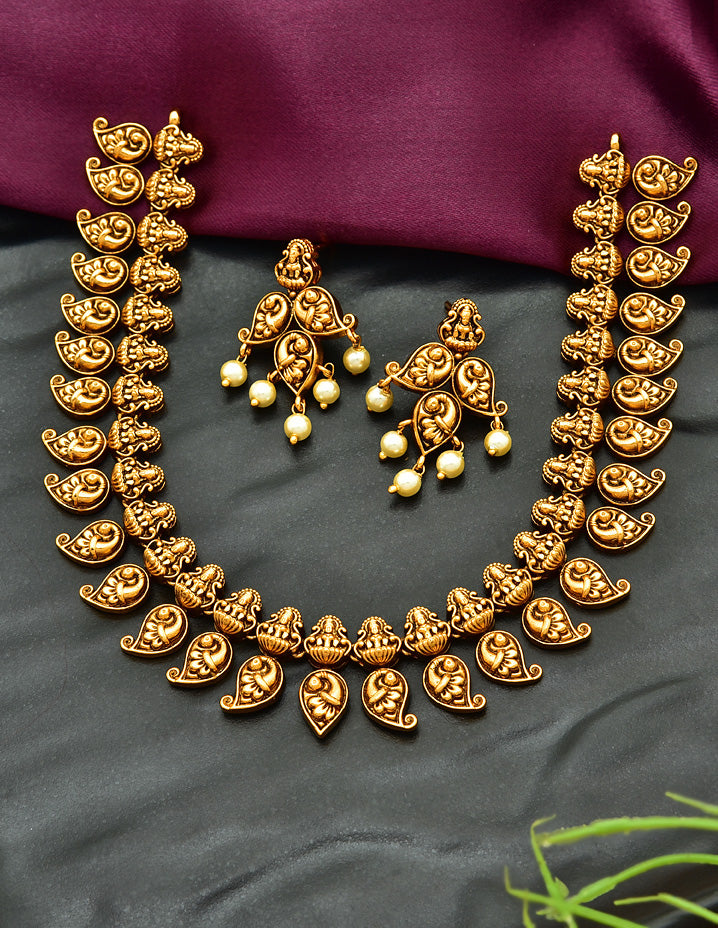 Antique Mango Shape Necklace Set 127899