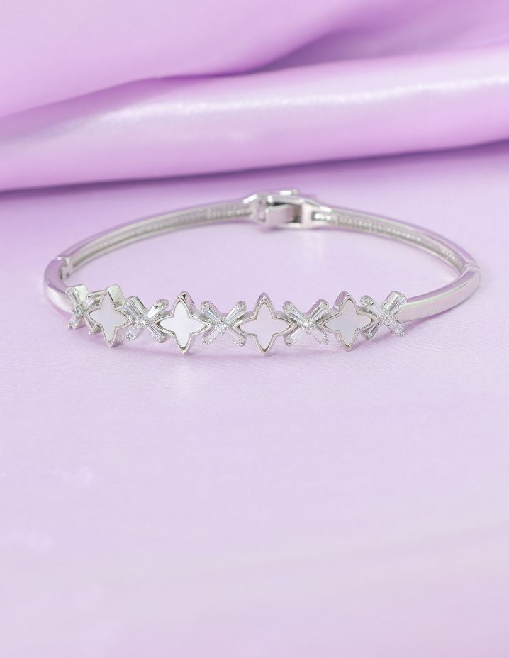 Designer MOP Rhodium Polish Bracelet