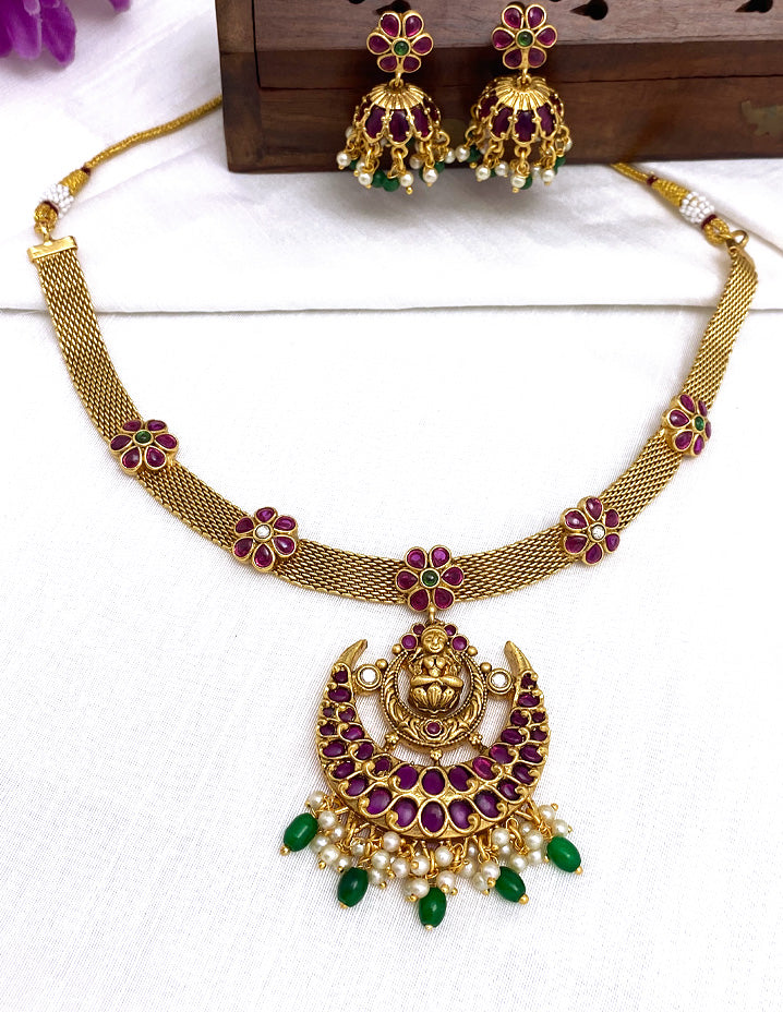 Antique Lakshmi Devi Design Kempu and emerald Necklace Set