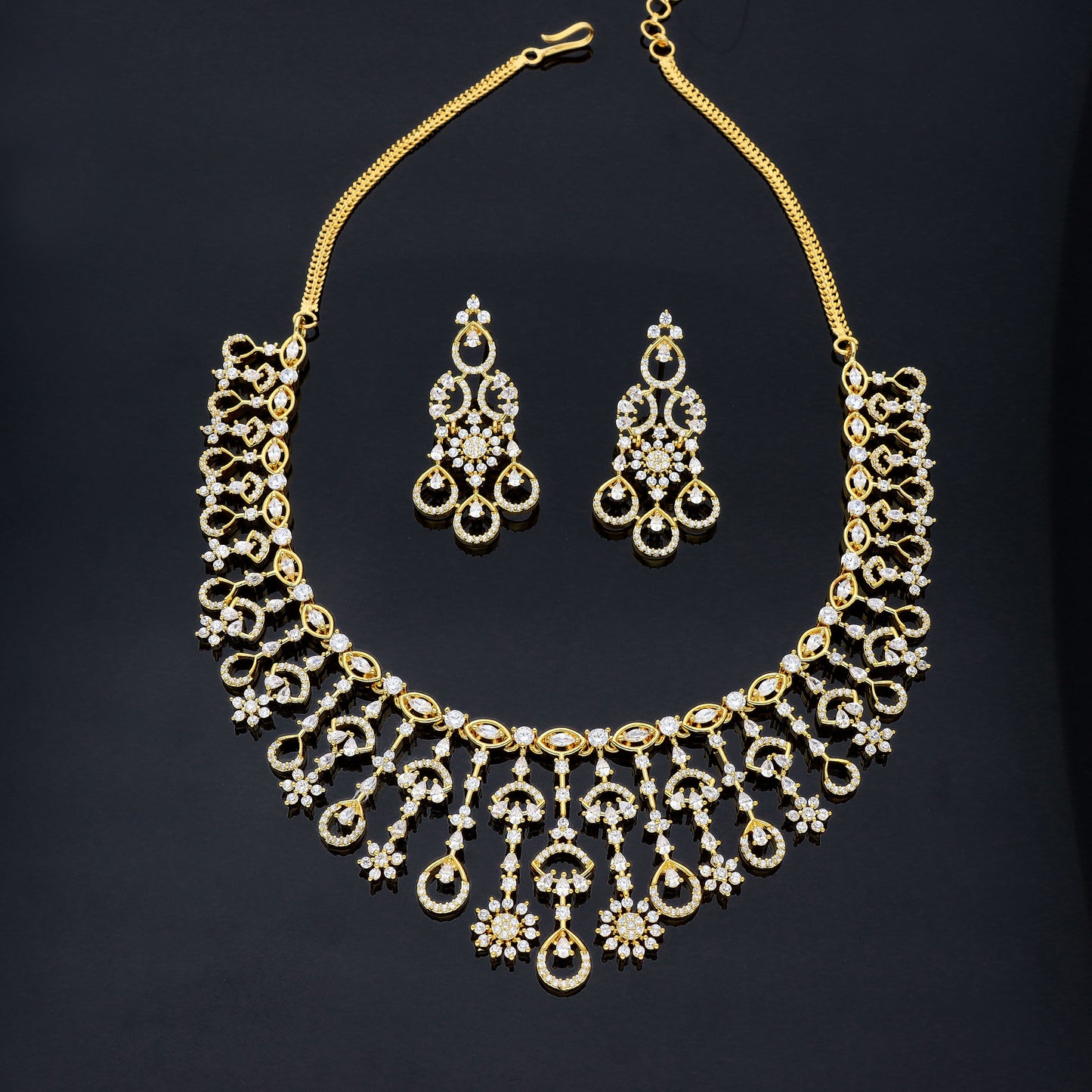 Exclusive Gold Polish Zirconia Necklace Set