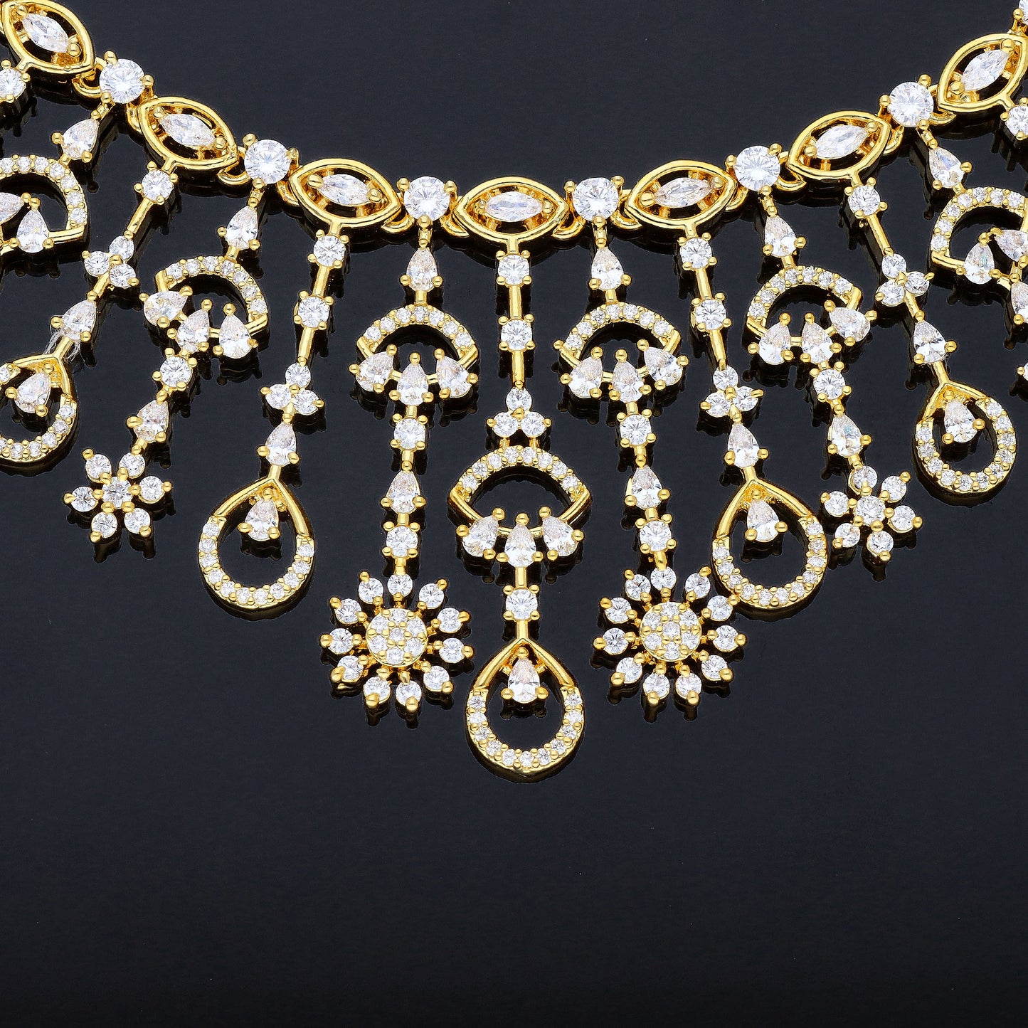 Exclusive Gold Polish Zirconia Necklace Set