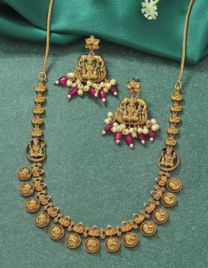 Designer Elegant Matt Kempu Necklace Set