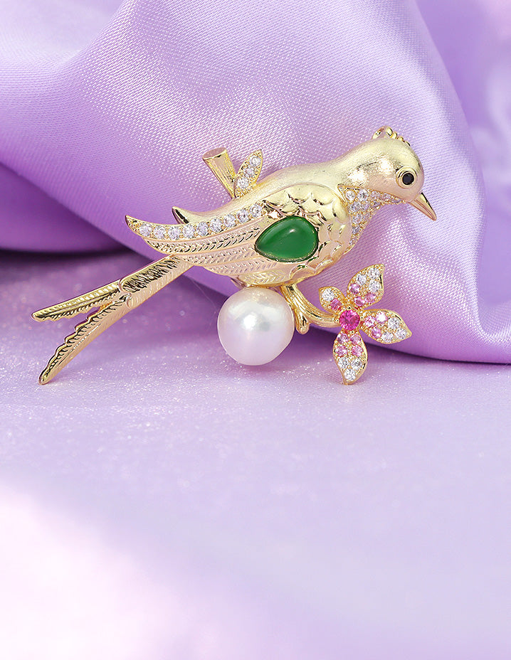 Designer Gold Polish Zirconia Brooch