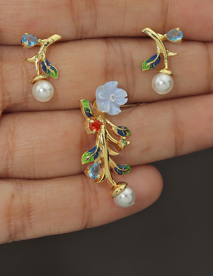 Designer Zirconia Enchanted Blossom Pendant Set
