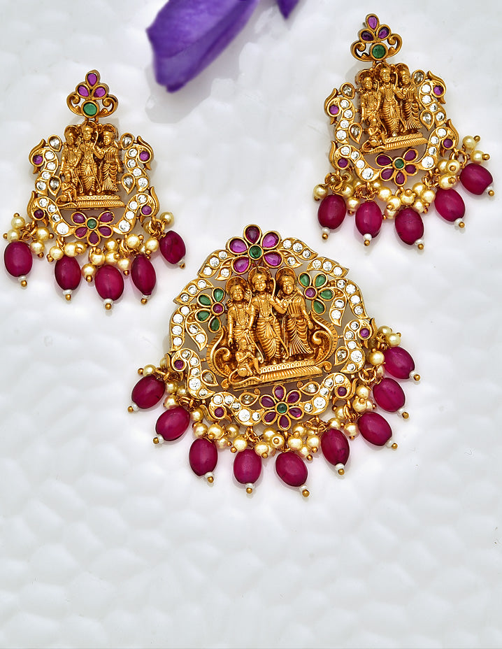 Ramparivar Zirconia Pendant Set 126622