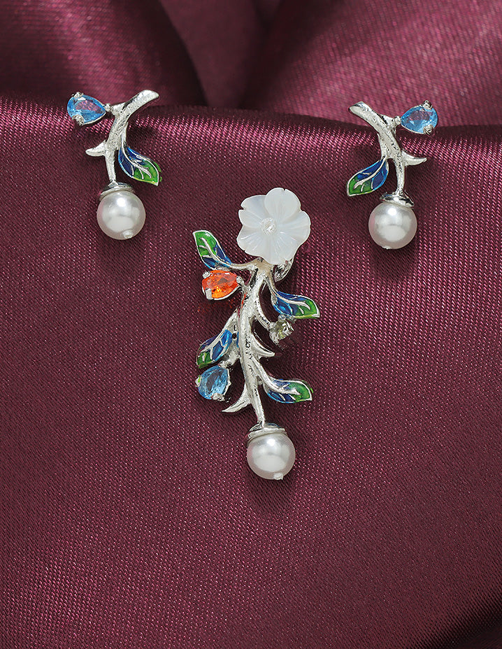 Designer Zirconia Enchanted Blossom Pendant Set