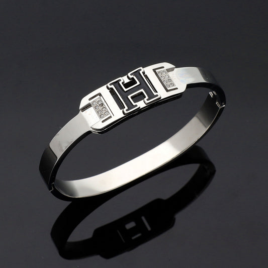 Designer Rhodhium Tommy Hilfiger Bracelet