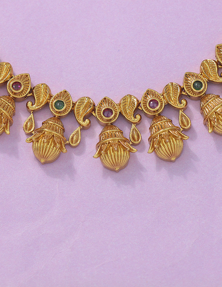 Designer Elegant Matt Kempu Necklace Set