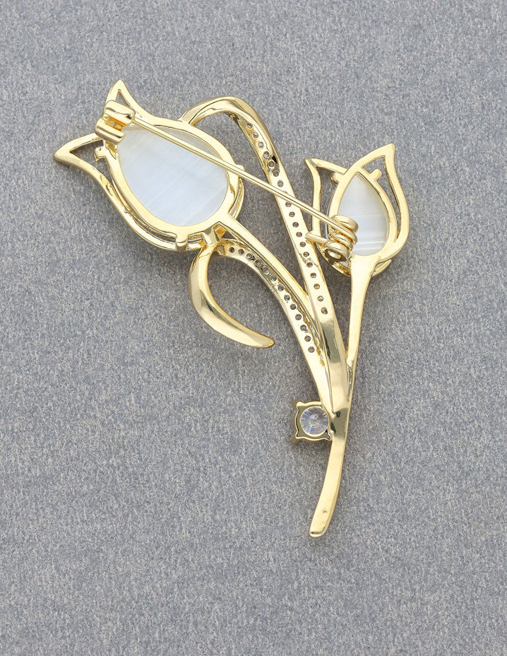 Zirconia Gold Polish Saree Pin