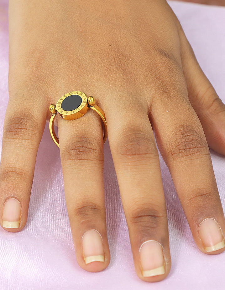 Designer Gold Polish 2 In 1 Fancy Finger Ring