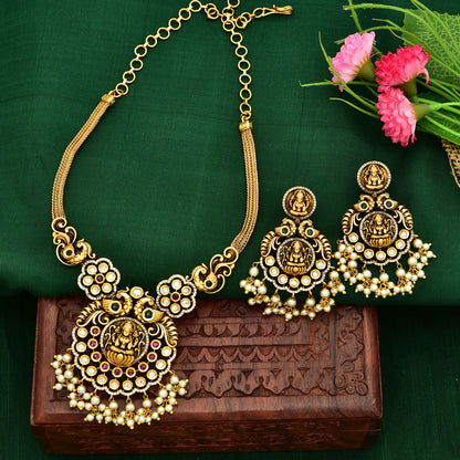 Antique Kempu Guttapusalu Necklace Set
