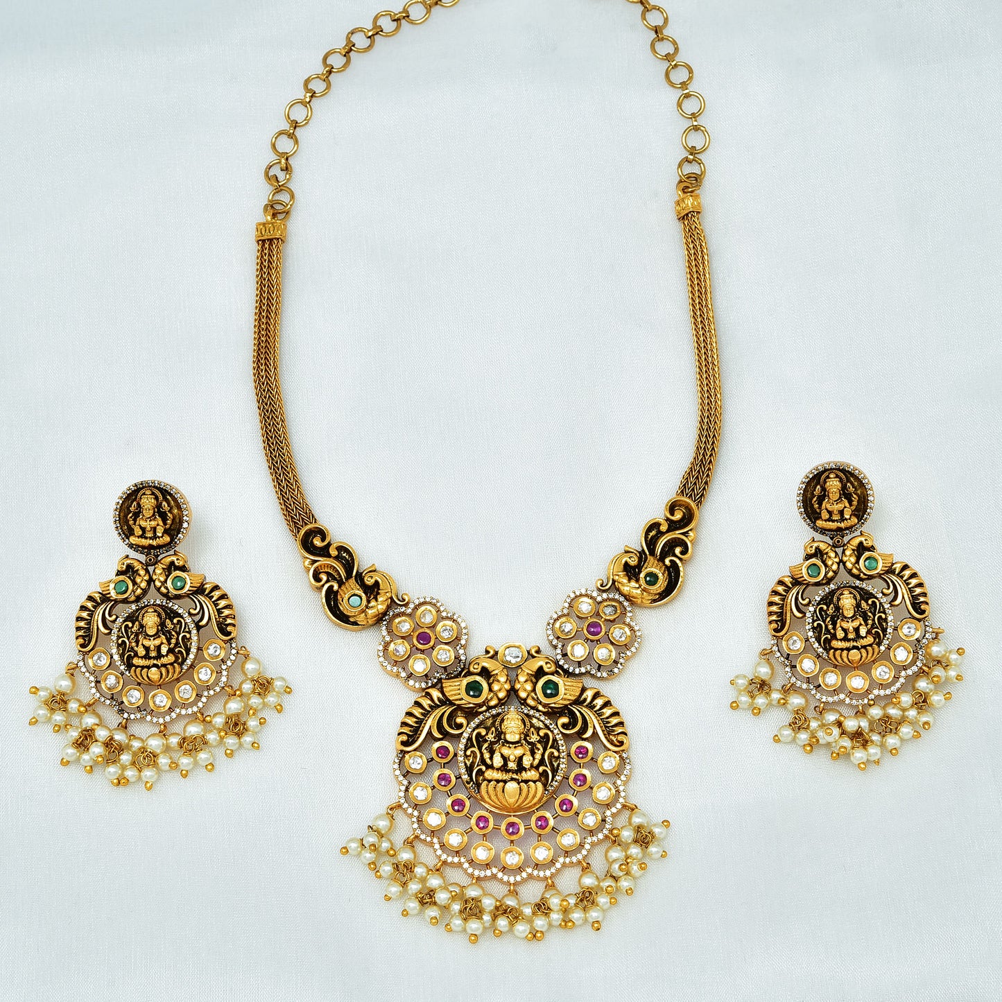 Antique Kempu Guttapusalu Necklace Set