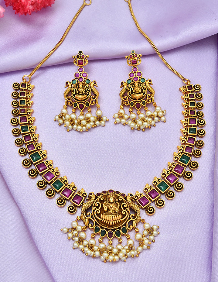 AntiqueLakshmi Devi Kempu Necklace Set