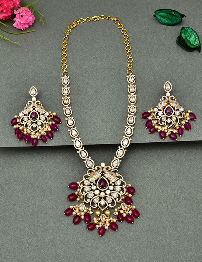 Zircon Gold Polish Elephant Design Pendant Necklace Set
