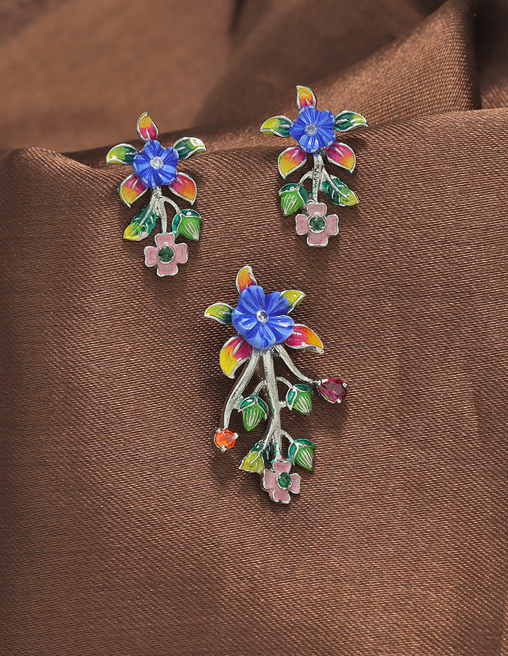 Designer Zirconia Enchanted Blossom Pendant Set