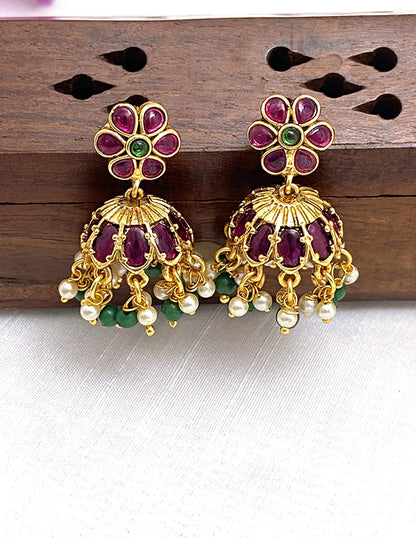 Antique Lakshmi Devi Design Kempu and emerald Necklace Set