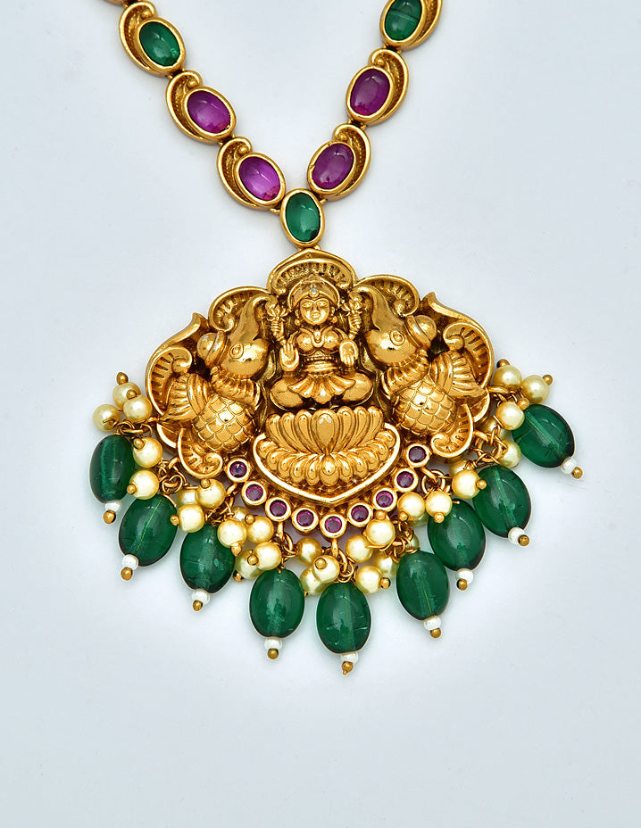 Antique Lakshmi Devi Pattern Necklace Set