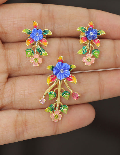 Designer Zirconia Enchanted Blossom Pendant Set