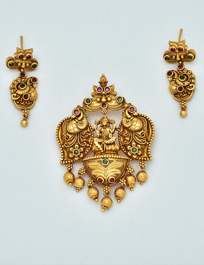 Antique Kempu Lakshmi Devi Pendant Set