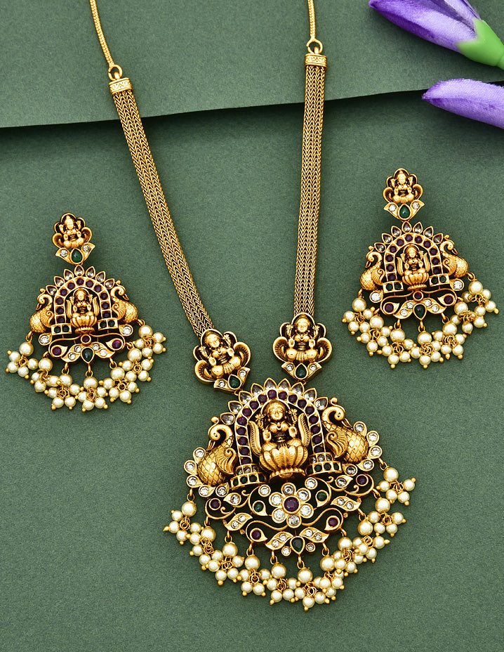 Antique Lakshmi Devi Kempu and Emerald Necklace Set