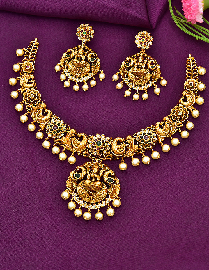 Antique Lakshmi Devi Zirconia Necklace Set 127894