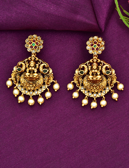 Antique Lakshmi Devi Zirconia Necklace Set 127894