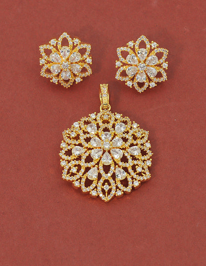Designer Zirconia Gold Polish Pendant Set