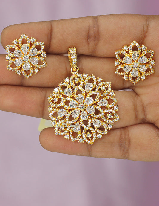 Designer Zirconia Gold Polish Pendant Set