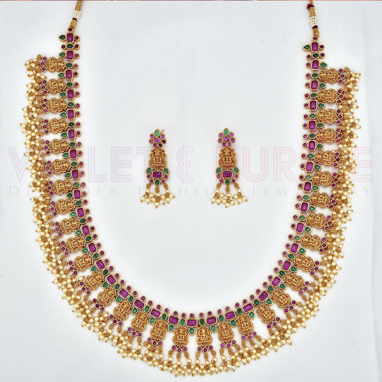 Designer Matt Guttapusalu Haarm Set